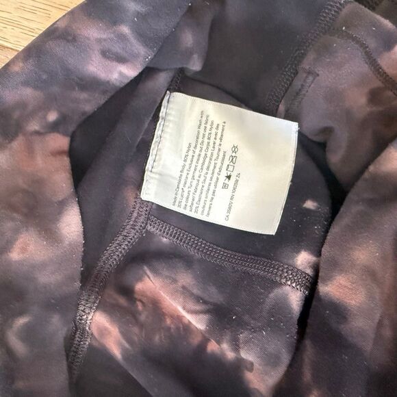 Lululemon Align -High-Rise Pant 25” size 4 - Picture 3 of 5